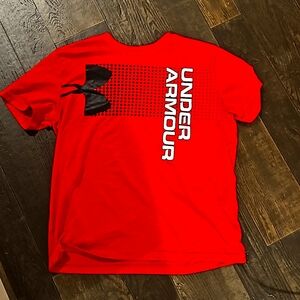 Under armour boys shirt